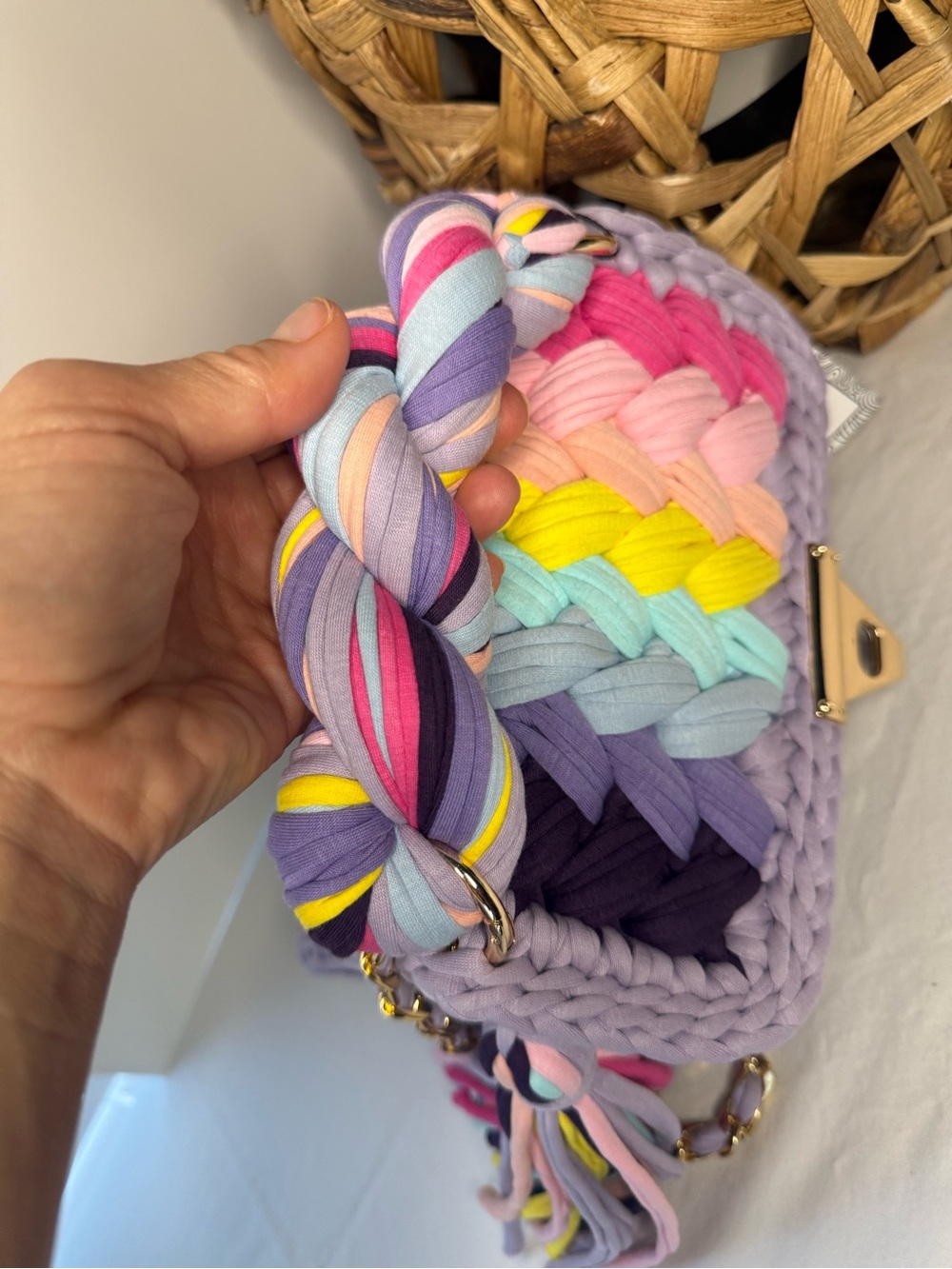 Handwoven Multicolor Crochet Shoulder Bag with Gold Hardware | Dopamine - Picture 10 of 11